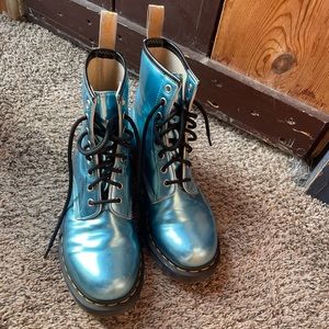 Dr Martens Vegan Blue Metallic 9